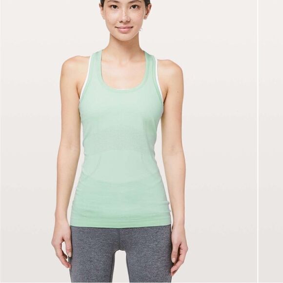 NWT New LULULEMON Swiftly Tech Racerback Tank Top DELM Delicate Mint Green 8 10 - Picture 1 of 6